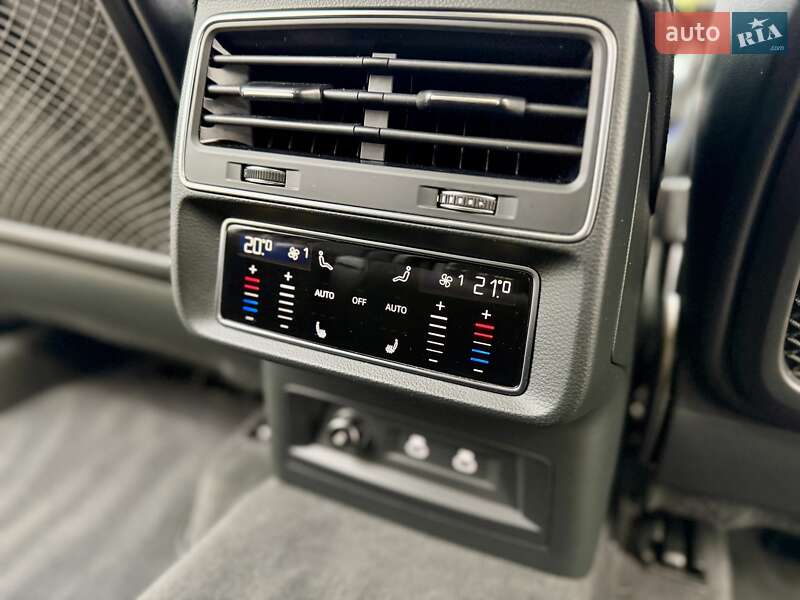 Позашляховик / Кросовер Audi Q7 2022 в Києві фото 43 Позашляховик / Кросовер Audi Q7 2022 в Києві