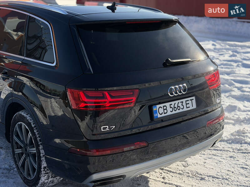 Позашляховик / Кросовер Audi Q7 2017 в Києві фото 9 Позашляховик / Кросовер Audi Q7 2017 в Києві