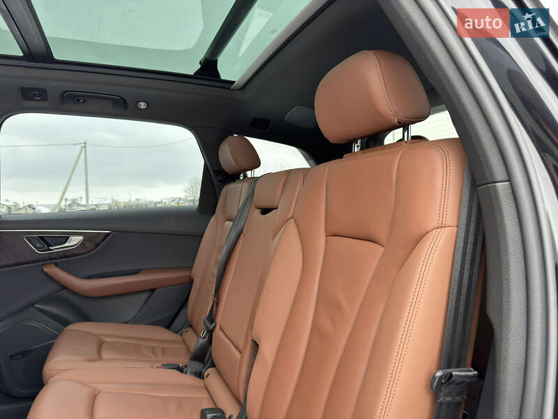Позашляховик / Кросовер Audi Q7 2020 в Івано-Франківську