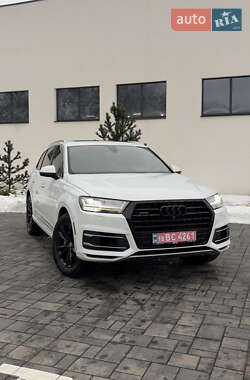 Внедорожник / Кроссовер Audi Q7 2017 в Луцке