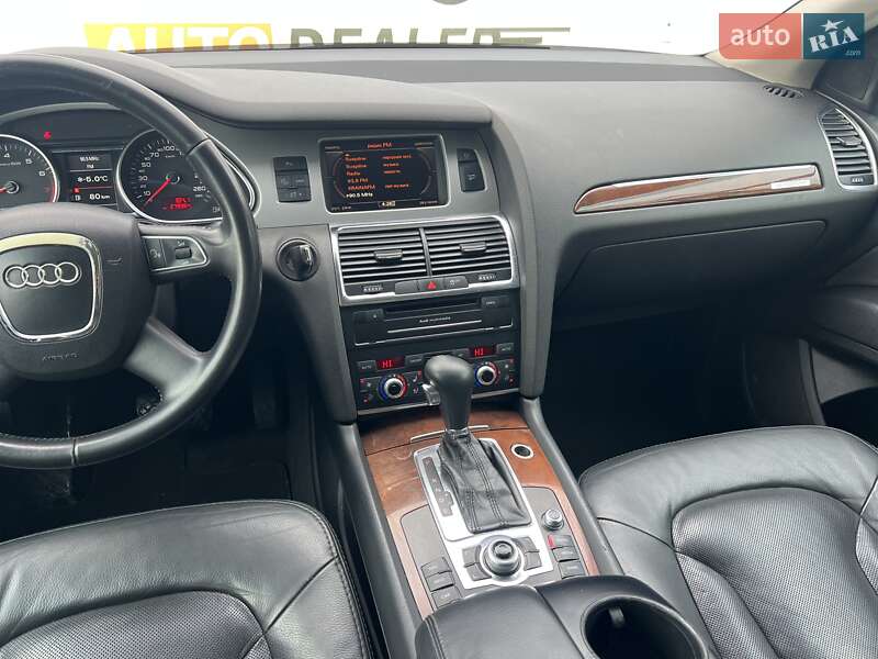 Позашляховик / Кросовер Audi Q7 2010 в Києві фото 25 Позашляховик / Кросовер Audi Q7 2010 в Києві