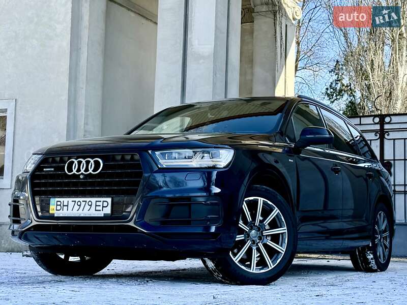 Позашляховик / Кросовер Audi Q7 2018 в Одесі