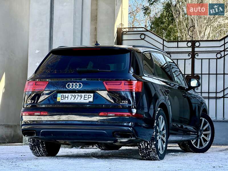 Позашляховик / Кросовер Audi Q7 2018 в Одесі