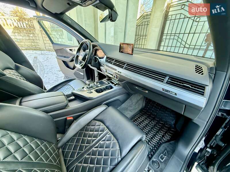 Позашляховик / Кросовер Audi Q7 2018 в Одесі