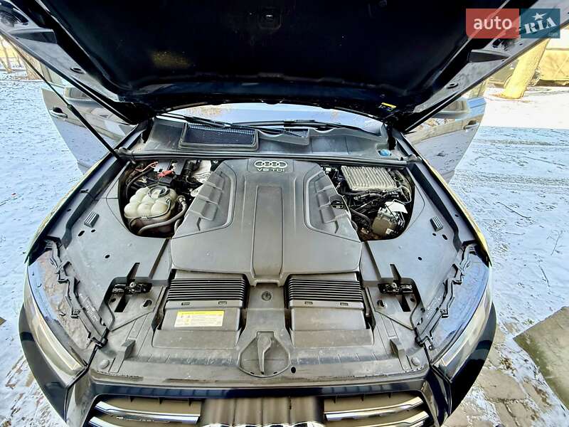 Позашляховик / Кросовер Audi Q7 2018 в Одесі