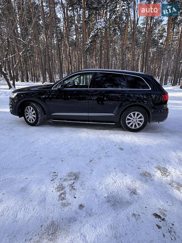 Позашляховик / Кросовер Audi Q7 2017 в Черкасах фото 9 Позашляховик / Кросовер Audi Q7 2017 в Черкасах