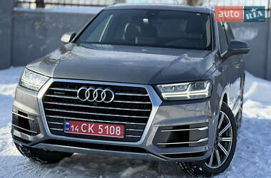 Внедорожник / Кроссовер Audi Q7 2017 в Стрые