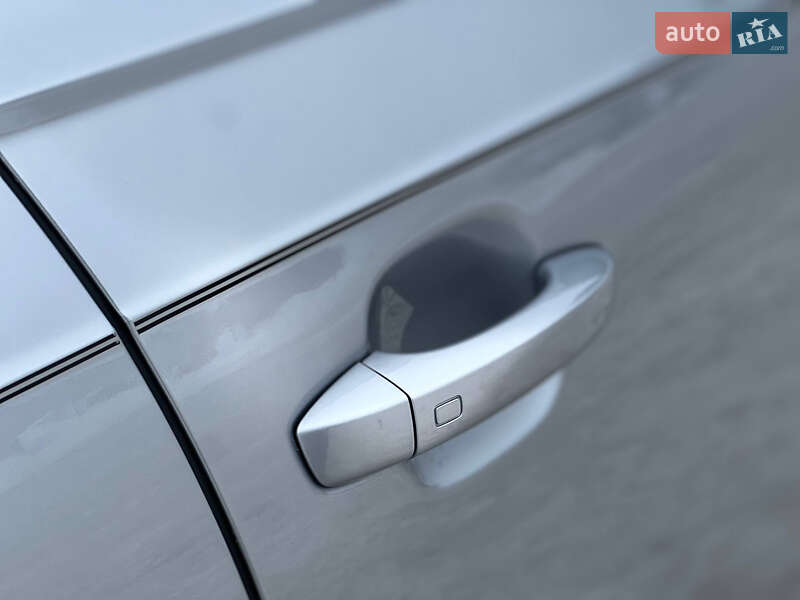 Внедорожник / Кроссовер Audi Q7 2017 в Киеве