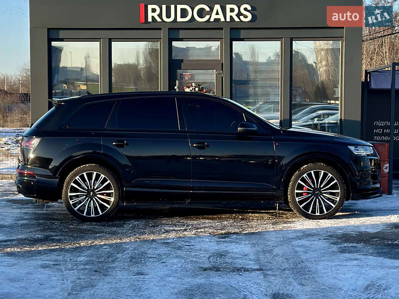 Внедорожник / Кроссовер Audi Q7 2016 в Кременчуге