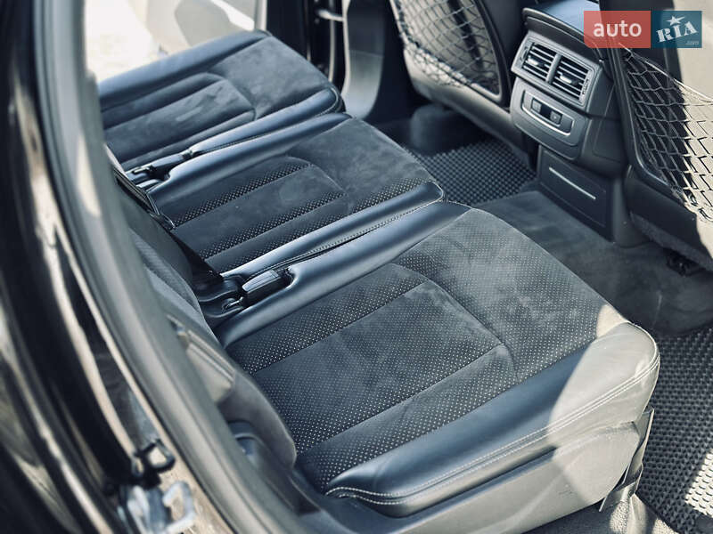 Внедорожник / Кроссовер Audi Q7 2016 в Кременчуге