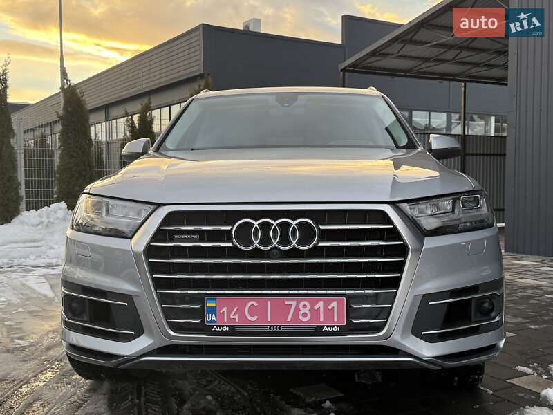 Внедорожник / Кроссовер Audi Q7 2016 в Дрогобыче
