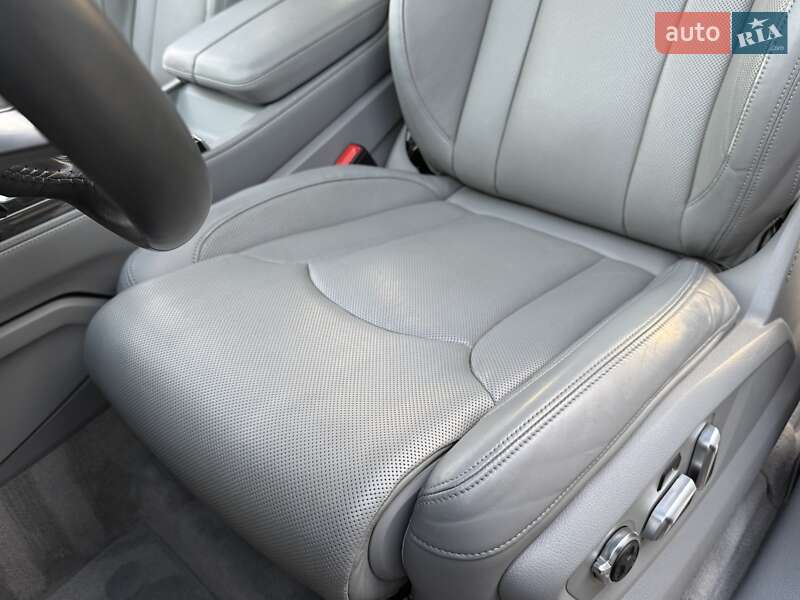 Внедорожник / Кроссовер Audi Q7 2016 в Дрогобыче