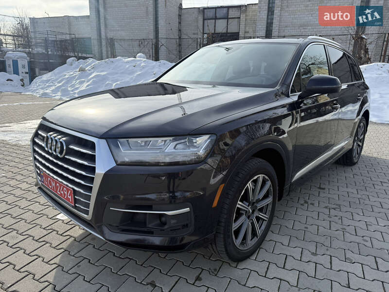 Позашляховик / Кросовер Audi Q7 2017 в Львові