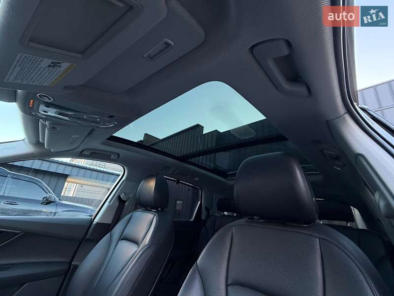 Внедорожник / Кроссовер Audi Q7 2017 в Ровно