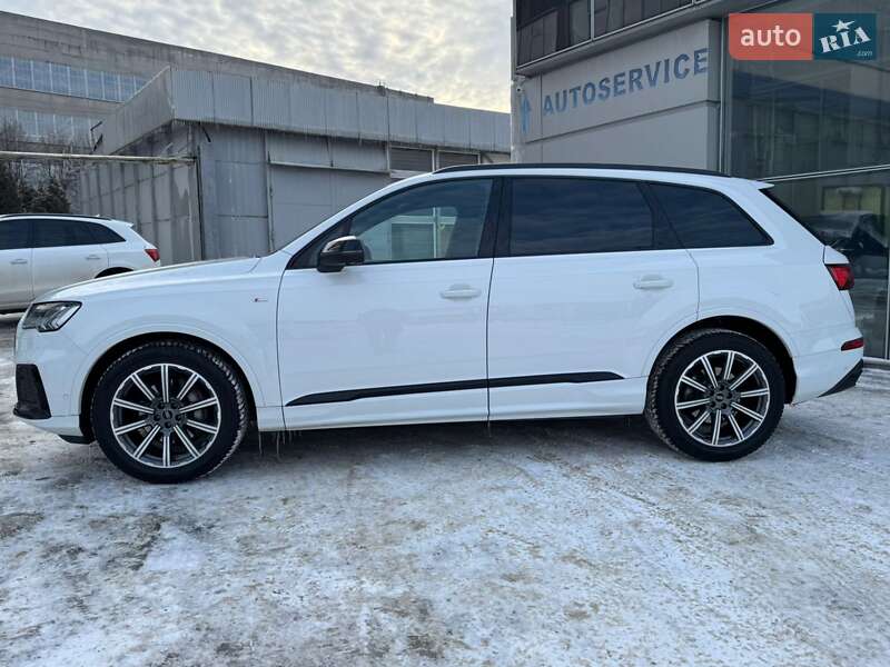 Внедорожник / Кроссовер Audi Q7 2023 в Харькове