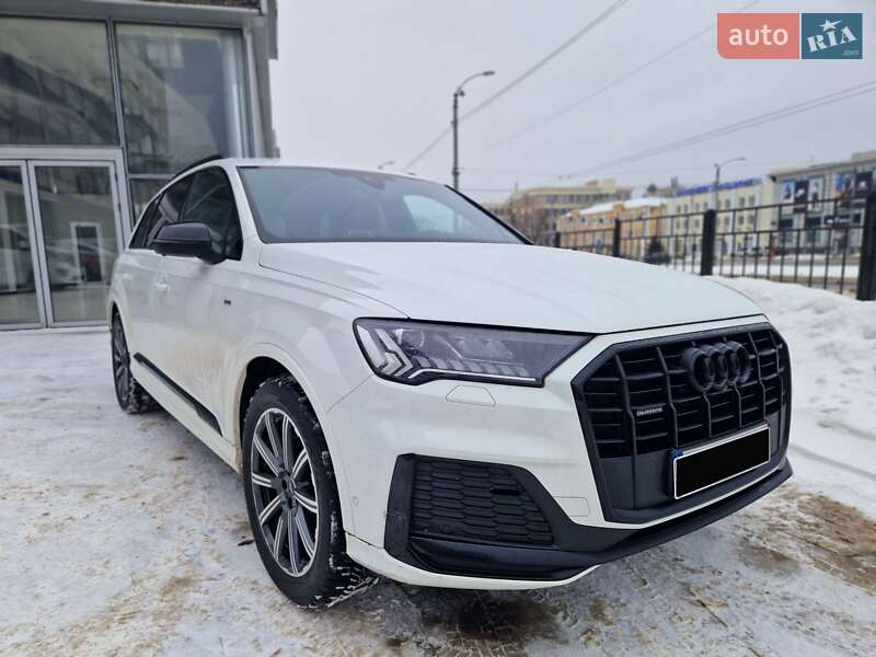 Внедорожник / Кроссовер Audi Q7 2023 в Харькове