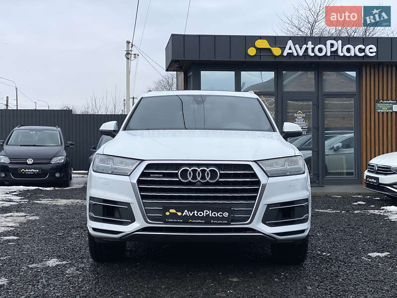 Внедорожник / Кроссовер Audi Q7 2016 в Луцке