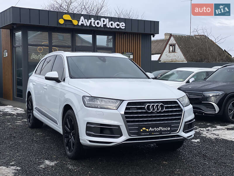 Внедорожник / Кроссовер Audi Q7 2016 в Луцке
