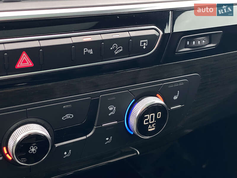 Внедорожник / Кроссовер Audi Q7 2016 в Луцке