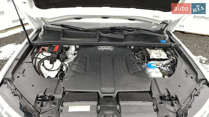 Внедорожник / Кроссовер Audi Q7 2016 в Луцке