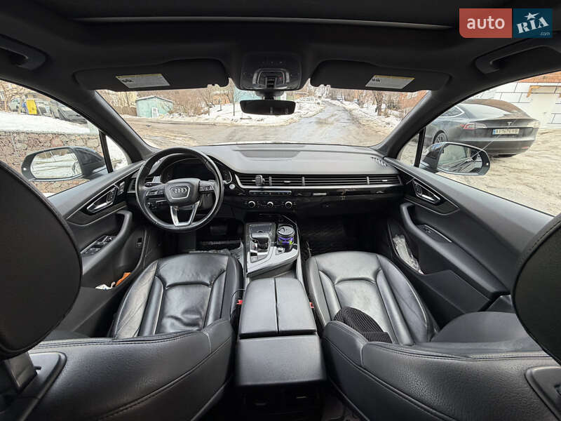 Позашляховик / Кросовер Audi Q7 2016 в Києві фото 13 Позашляховик / Кросовер Audi Q7 2016 в Києві
