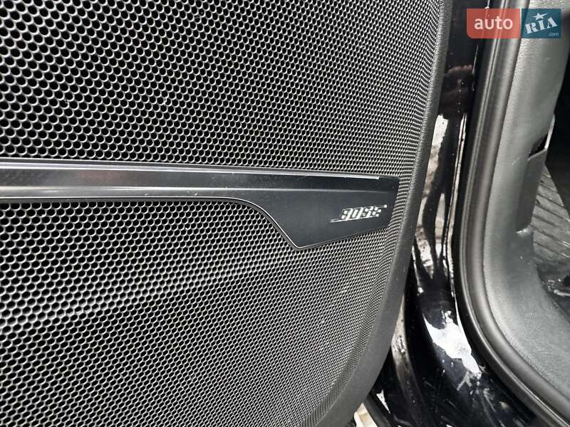 Позашляховик / Кросовер Audi Q7 2017 в Києві фото 40 Позашляховик / Кросовер Audi Q7 2017 в Києві