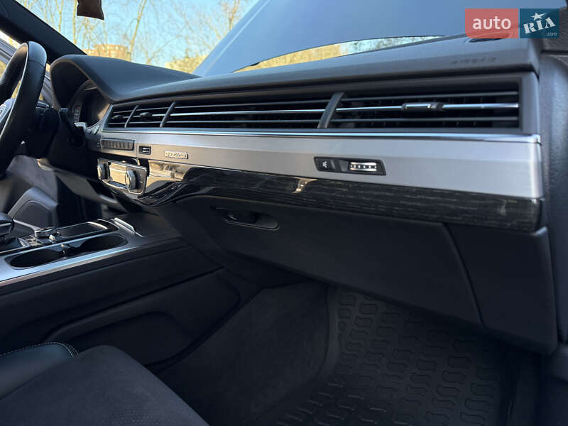 Внедорожник / Кроссовер Audi Q7 2019 в Одессе фото 41 Внедорожник / Кроссовер Audi Q7 2019 в Одессе