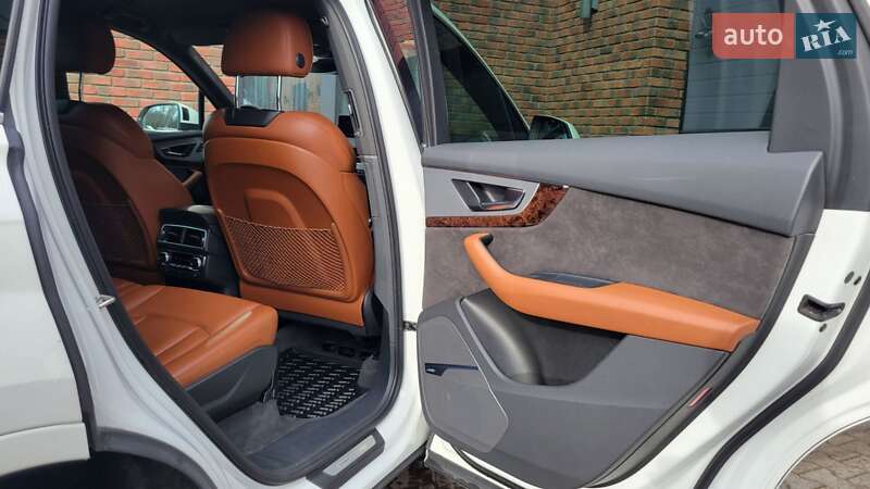 Позашляховик / Кросовер Audi Q7 2018 в Хмельницькому