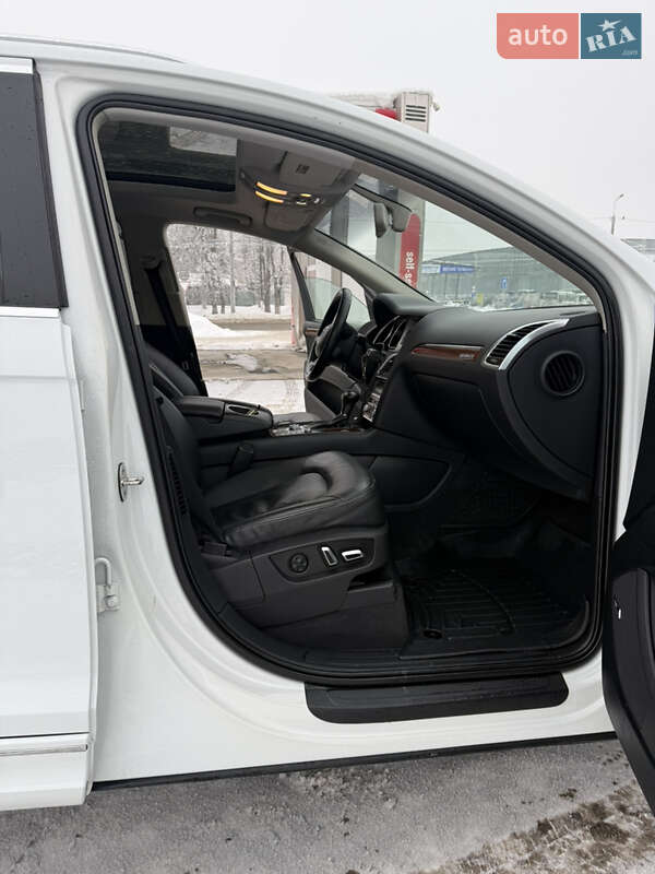 Внедорожник / Кроссовер Audi Q7 2013 в Тернополе фото 45 Внедорожник / Кроссовер Audi Q7 2013 в Тернополе