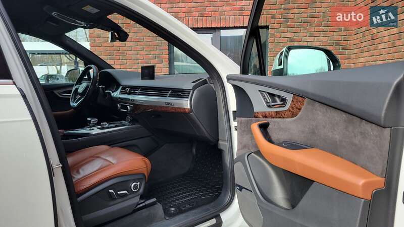 Позашляховик / Кросовер Audi Q7 2018 в Хмельницькому