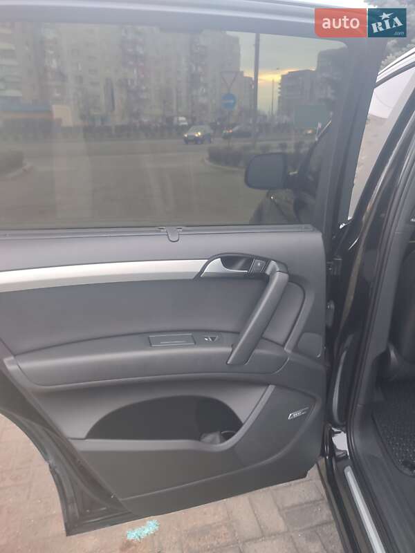 Внедорожник / Кроссовер Audi Q7 2014 в Запорожье