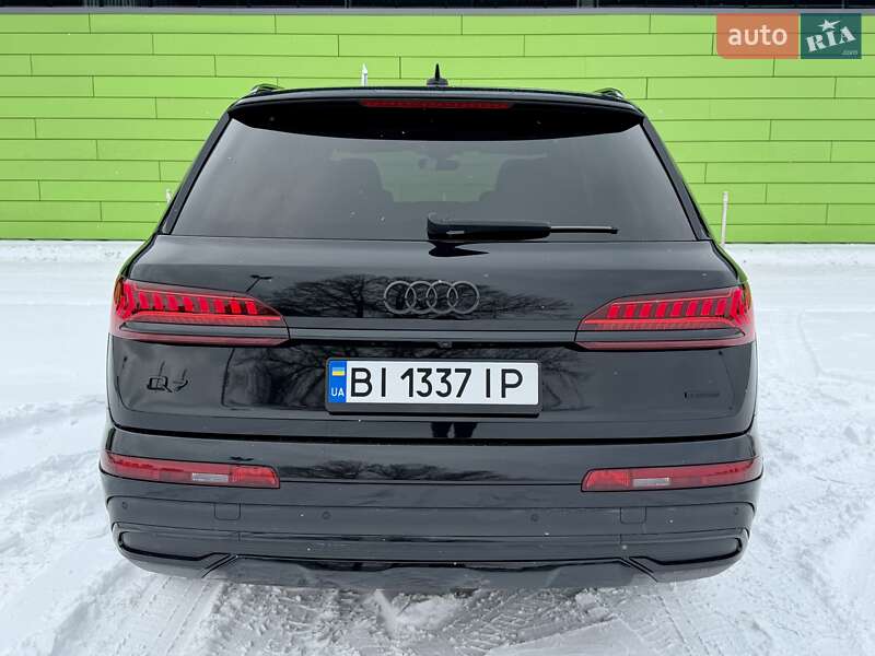 Позашляховик / Кросовер Audi Q7 2019 в Києві фото 19 Позашляховик / Кросовер Audi Q7 2019 в Києві