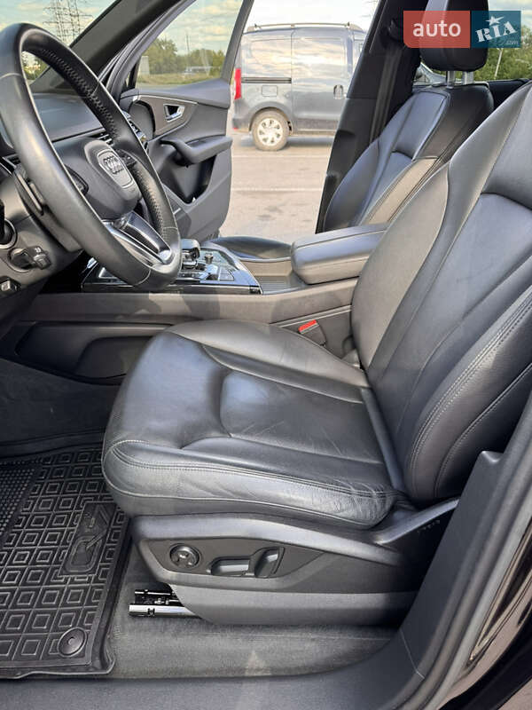 Внедорожник / Кроссовер Audi Q7 2017 в Харькове фото 9 Внедорожник / Кроссовер Audi Q7 2017 в Харькове