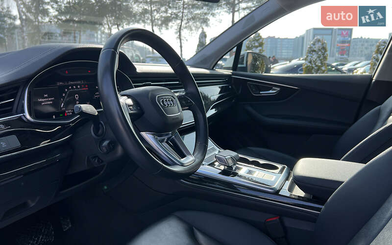 Позашляховик / Кросовер Audi Q7 2022 в Львові