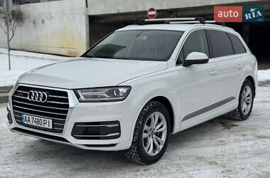 Внедорожник / Кроссовер Audi Q7 2016 в Киеве