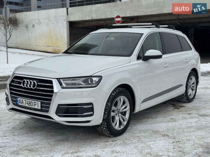 Audi Q7 2016