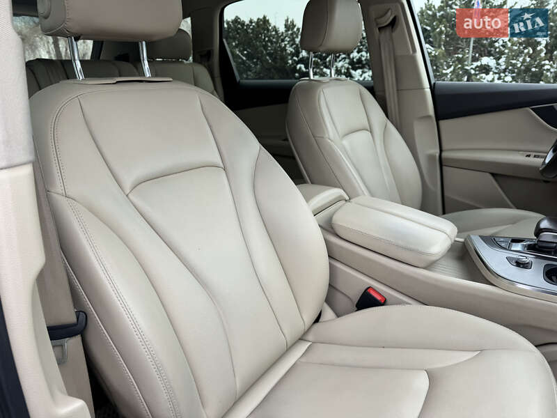 Позашляховик / Кросовер Audi Q7 2016 в Києві фото 11 Позашляховик / Кросовер Audi Q7 2016 в Києві