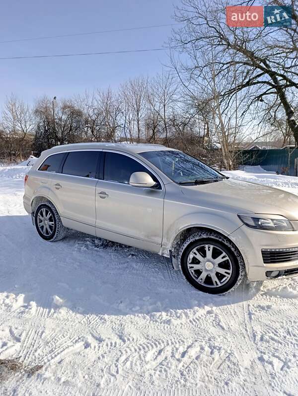 Внедорожник / Кроссовер Audi Q7 2007 в Ямполе