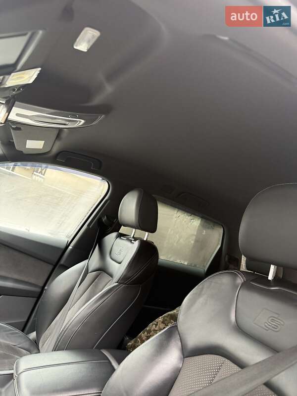 Позашляховик / Кросовер Audi Q7 2018 в Вінниці