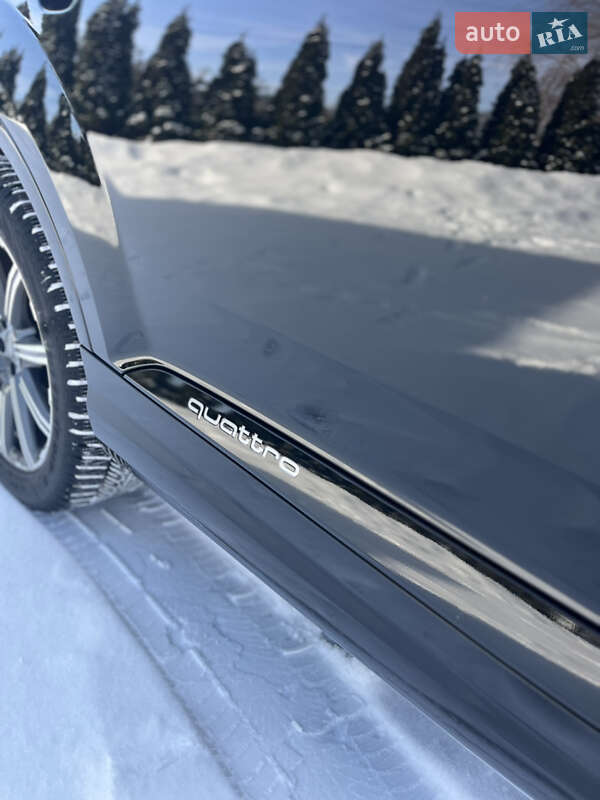 Позашляховик / Кросовер Audi Q7 2016 в Львові