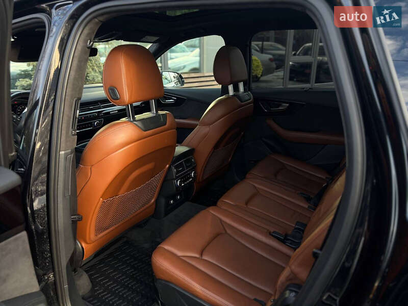 Внедорожник / Кроссовер Audi Q7 2017 в Львове фото 12 Внедорожник / Кроссовер Audi Q7 2017 в Львове