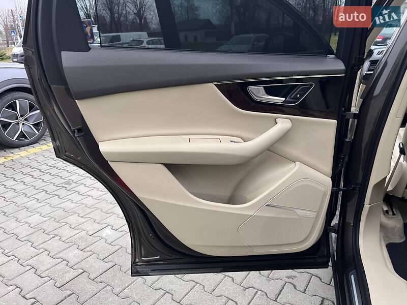 Позашляховик / Кросовер Audi Q7 2016 в Житомирі фото 21 Позашляховик / Кросовер Audi Q7 2016 в Житомирі
