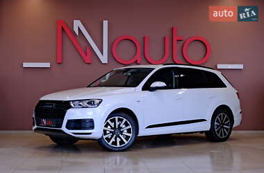 Внедорожник / Кроссовер Audi Q7 2015 в Одессе