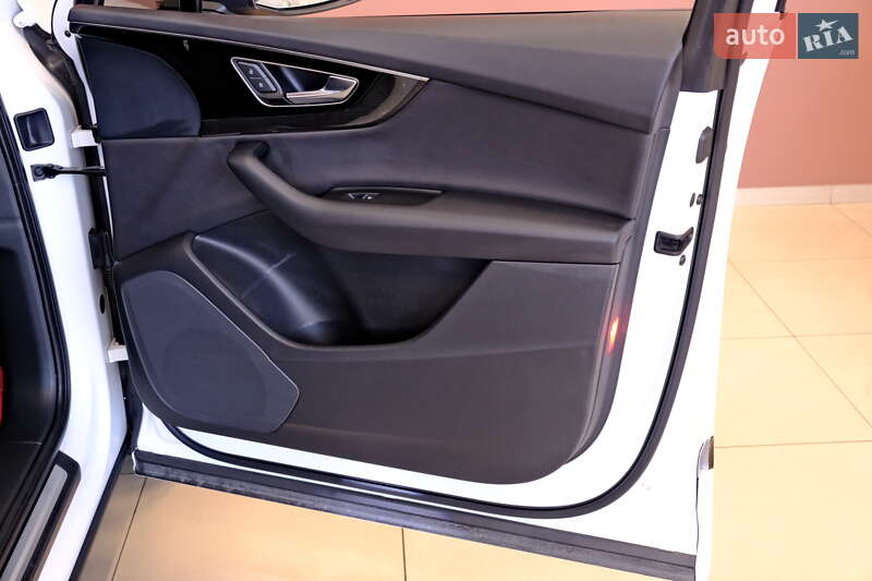 Внедорожник / Кроссовер Audi Q7 2015 в Одессе фото 43 Внедорожник / Кроссовер Audi Q7 2015 в Одессе