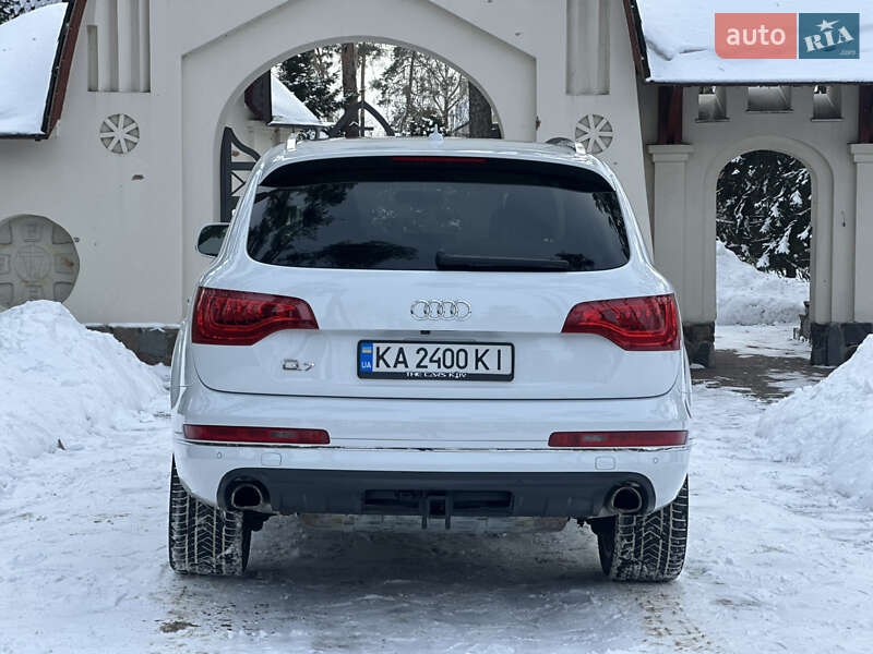 Позашляховик / Кросовер Audi Q7 2012 в Києві