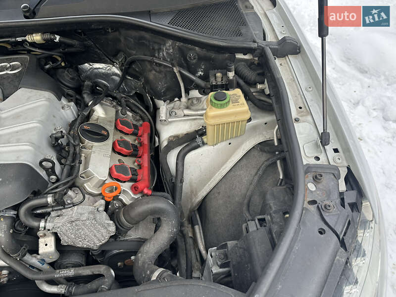 Позашляховик / Кросовер Audi Q7 2012 в Києві