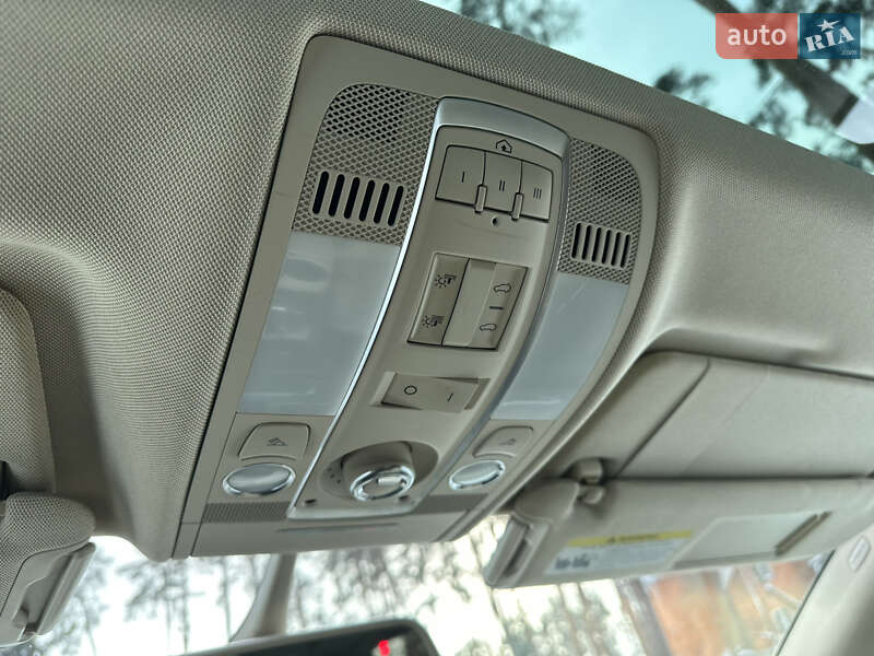 Позашляховик / Кросовер Audi Q7 2012 в Києві