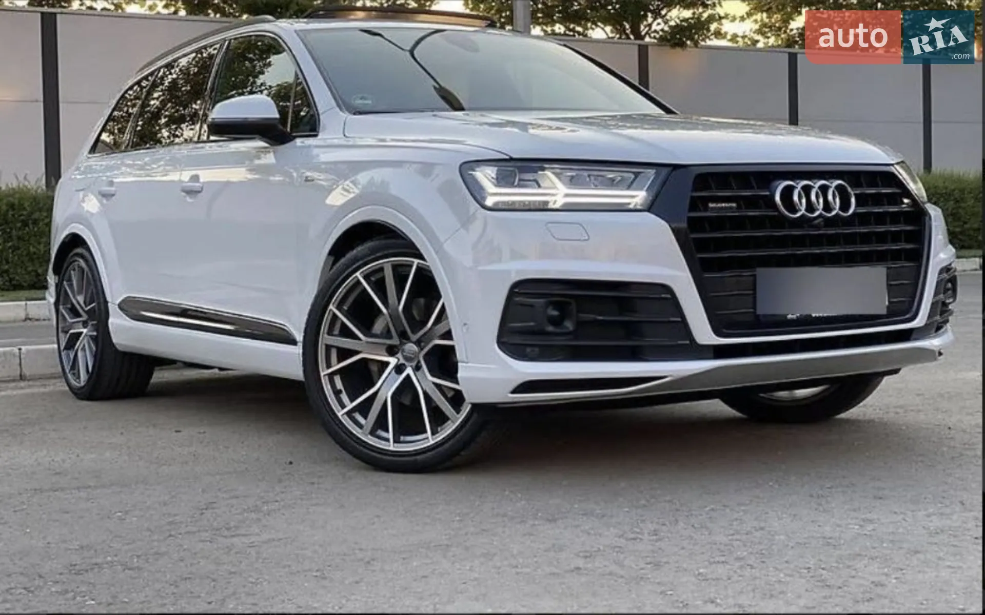 2018 Audi Q7 - фото 1