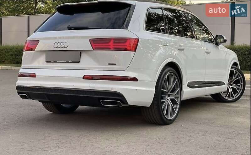 Внедорожник / Кроссовер Audi Q7 2018 в Одессе