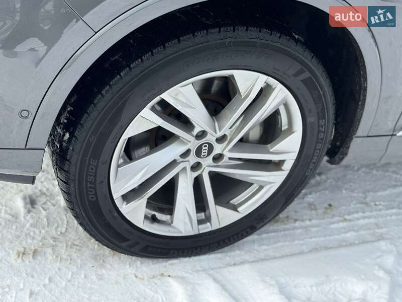 Внедорожник / Кроссовер Audi Q7 2021 в Львове